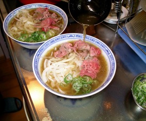 Making_pho_bo_2